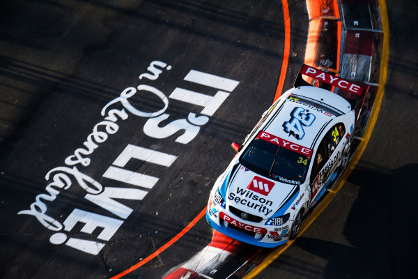 2017 Supercars Championship Round 12. 
Gold Coast 600, Surfers Paradise, Queensland, Australia.
Friday 20th October to Sunday 22nd October 2017.
James Moffat, Garry Rogers Motorsport. 
World Copyright: Daniel Kalisz/LAT Images
Ref: Digital Image 201017_VASCR12_DKIMG_1488.jpg