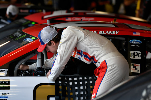 2017 Monster Energy NASCAR Cup Series
STP 500
Martinsville Speedway, Martinsville, VA USA
Friday 31 March 2017
Ryan Blaney
World Copyright: Scott R LePage/LAT Images
ref: Digital Image lepage-170331-mv-0158