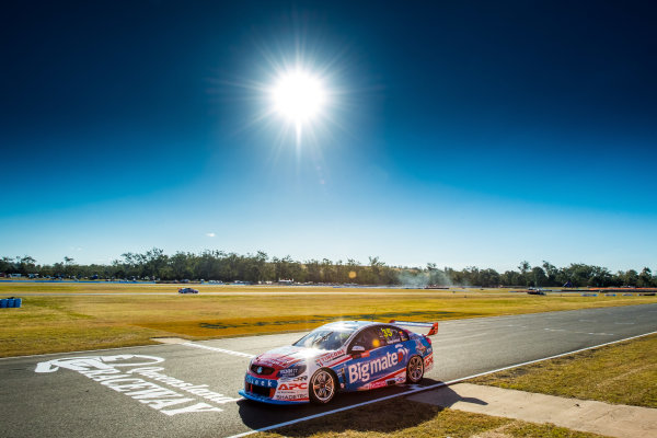 2017 Supercars Championship Round 8. 
Ipswich SuperSprint, Queensland Raceway, Queensland, Australia.
Friday 28th July to Sunday 30th July 2017.
Todd Hazelwood, Matt Stone Racing. 
World Copyright: Daniel Kalisz/ LAT Images
Ref: Digital Image 280717_VASCR8_DKIMG_7870.jpg