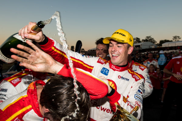 2017 Supercars Championship Round 8.
Ipswich SuperSprint, Queensland Raceway, Queensland, Australia.
Friday 28th July to Sunday 30th July 2017.
Scott McLaughlin, Team Penske Ford.
World Copyright: Daniel Kalisz/ LAT Images
Ref: Digital Image 290717_VASCR8_DKIMG_10583.jpg 2017 Supercars Championship Round 8.
Ipswich SuperSprint, Queensland Raceway, Queensland, Australia.
Friday 28th July to Sunday 30th July 2017.
Scott McLaughlin, Team Penske Ford.
World Copyright: Daniel Kalisz/ LAT Images
Ref: Digital Image 290717_VASCR8_DKIMG_10583.jpg
