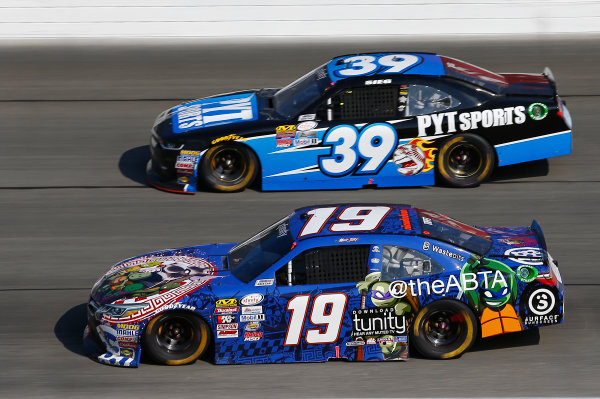 NASCAR XFINITY Series
TheHouse.com 300
Chicagoland Speedway, Joliet, IL USA
Saturday 16 September 2017
Matt Tifft, TMNT Lone Rat & Cub/ABTA Toyota Camry, Ryan Sieg, RSS Racing Chevrolet Camaro
World Copyright:Brett Moist
LAT Images