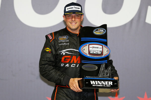 NASCAR Camping World Truck Series
TheHouse.com 225
Chicagoland Speedway, Joliet, IL USA
Friday 15 September 2017
Johnny Sauter, ISMConnect Chevrolet Silverado celebrates in victory lane
World Copyright: Russell LaBounty
LAT Images NASCAR Camping World Truck Series
TheHouse.com 225
Chicagoland Speedway, Joliet, IL USA
Friday 15 September 2017
Johnny Sauter, ISMConnect Chevrolet Silverado celebrates in victory lane
World Copyright: Russell LaBounty
LAT Images