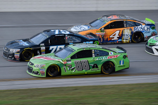 Monster Energy NASCAR Cup Series
Alabama 500
Talladega Superspeedway
Talladega, AL USA
Sunday 15 October 2017
Dale Earnhardt Jr, Hendrick Motorsports, Mountain Dew Chevrolet SS, Kevin Harvick, Stewart-Haas Racing, Busch Light Outdoors Ford Fusion
World Copyright: Rusty Jarrett
LAT Images