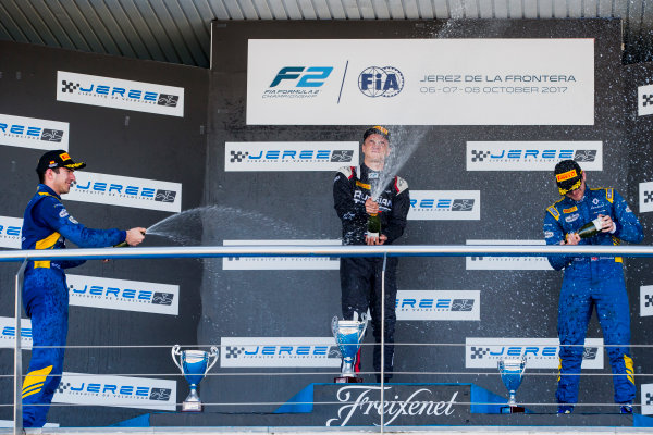 2017 FIA Formula 2 Round 10.
Circuito de Jerez, Jerez, Spain.
Sunday 8 October 2017.
Nicholas Latifi (CAN, DAMS), Artem Markelov (RUS, RUSSIAN TIME), Oliver Rowland (GBR, DAMS). 
Photo: Zak Mauger/FIA Formula 2.
ref: Digital Image _X0W2944