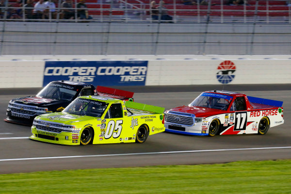 1 October, 2016, Las Vegas, Nevada USA
John Wes Townley, Cole Custer and Timothy Peters
?2016, Russell LaBounty
LAT Photo USA
1 October, 2016, Las Vegas, Nevada USA
John Wes Townley, Cole Custer and Timothy Peters
?2016, Russell LaBounty
LAT Photo USA
