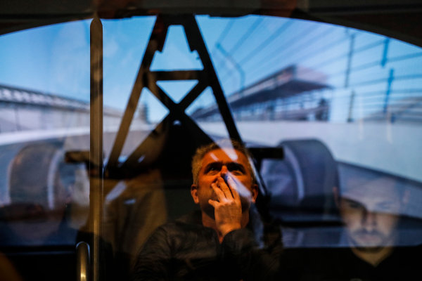 2017 Verizon IndyCar Series
Fernando Alonso Simulator Test at HPD-I
Brownsburg, Indiana, USA
Tuesday 25 April 2017
Fernando Alonso in the Honda Performance Development simulator while Gil de Ferran watches and is reflected in the control room window
World Copyright: Michael L. Levitt
LAT Images