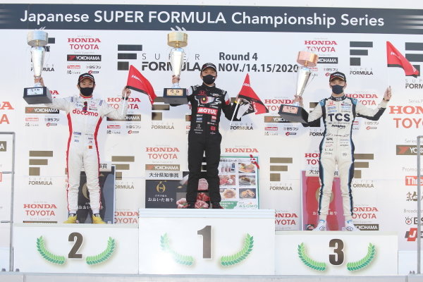 Winner Tomoki Nojiri ( #16 TEAM MUGEN ), second position Naoki Yamamoto ( #5 DOCOMO TEAM DANDELION RACING ) and third position Tadasuke Makino ( #64 TCS NAKAJIMA RACING ) celebrate on the podium. Photo: Yukio Yoshimi Winner Tomoki Nojiri ( #16 TEAM MUGEN ), second position Naoki Yamamoto ( #5 DOCOMO TEAM DANDELION RACING ) and third position Tadasuke Makino ( #64 TCS NAKAJIMA RACING ) celebrate on the podium. Photo: Yukio Yoshimi