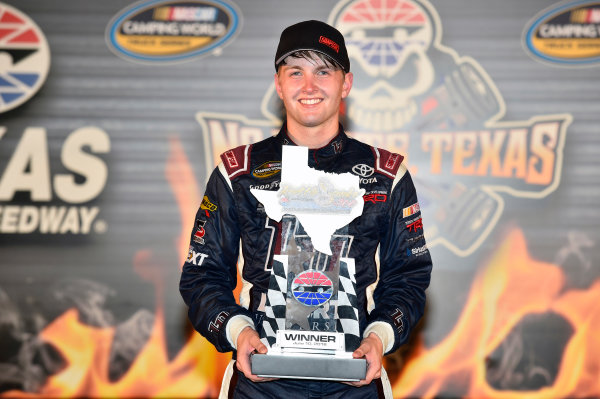 9-10 June, 2016, Fort Worth, Texas USA
William Byron celebrates his win in Victory Lane
? 2016, Nigel Kinrade
LAT Photo USA