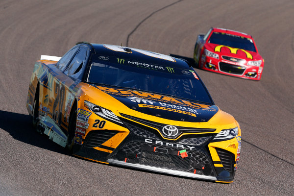 Monster Energy NASCAR Cup Series
Ford EcoBoost 400
Homestead-Miami Speedway, Homestead, FL USA
Sunday 19 November 2017
Matt Kenseth, Joe Gibbs Racing, DEWALT Hurricane Recovery Toyota Camry and Jamie McMurray, Chip Ganassi Racing, McDonald's Chevrolet SS
World Copyright: Russell LaBounty
LAT Images Monster Energy NASCAR Cup Series
Ford EcoBoost 400
Homestead-Miami Speedway, Homestead, FL USA
Sunday 19 November 2017
Matt Kenseth, Joe Gibbs Racing, DEWALT Hurricane Recovery Toyota Camry and Jamie McMurray, Chip Ganassi Racing, McDonald's Chevrolet SS
World Copyright: Russell LaBounty
LAT Images