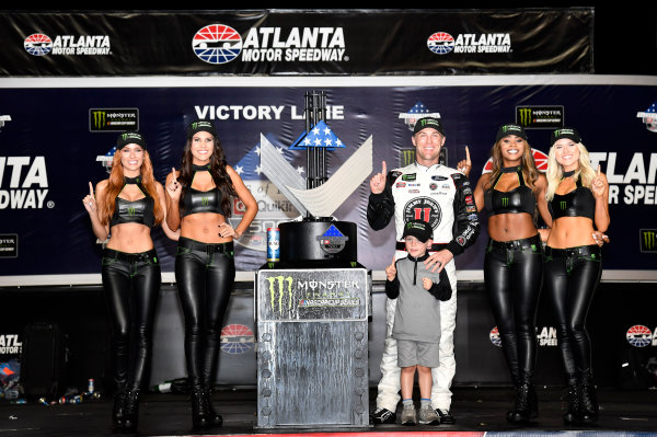 Monster Energy NASCAR Cup Series
Folds of Honor Quik Trip 500
Atlanta Motor Speedway, Hampton, GA USA
Sunday 25 February 2018
Kevin Harvick, Stewart-Haas Racing, Jimmy John's Ford Fusion wins
World Copyright: Rusty Jarrett
NKP / LAT Images Monster Energy NASCAR Cup Series
Folds of Honor Quik Trip 500
Atlanta Motor Speedway, Hampton, GA USA
Sunday 25 February 2018
Kevin Harvick, Stewart-Haas Racing, Jimmy John's Ford Fusion wins
World Copyright: Rusty Jarrett
NKP / LAT Images