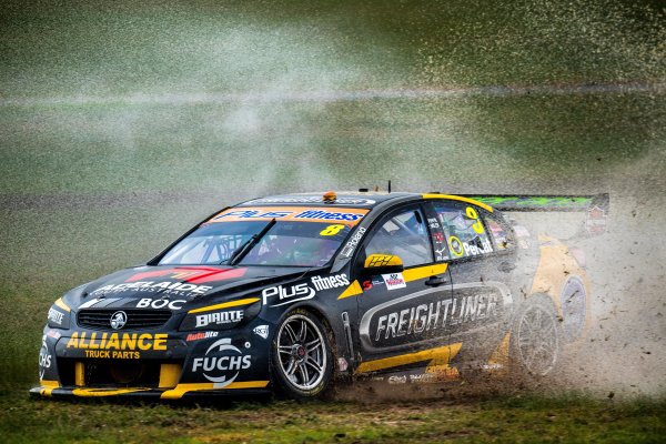 2017 Supercars Championship Round 5. 
Winton SuperSprint, Winton Raceway, Victoria, Australia.
Friday May 19th to Sunday May 21st 2017.
Nick Percat drives the #8 Team Clipsal Brad Jones Racing Commodore VF.
World Copyright: Daniel Kalisz/LAT Images
Ref: Digital Image 190517_VASCR5_DKIMG_3471.JPG