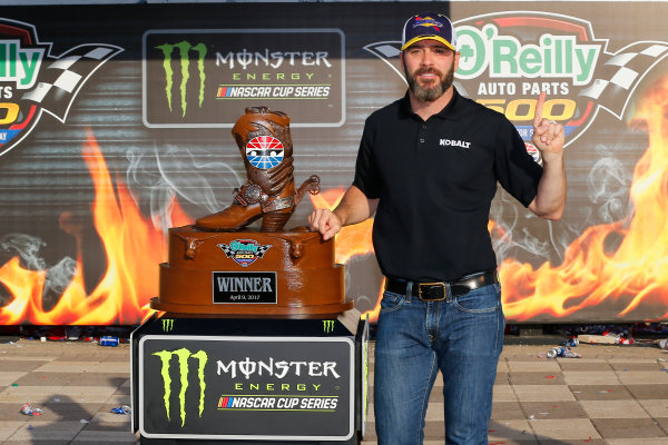 2017 Monster Energy NASCAR Cup Series
O'Reilly Auto Parts 500
Texas Motor Speedway, Fort Worth, TX USA
Sunday 9 April 2017
Jimmie Johnson celebrates in victory lane
World Copyright: Russell LaBounty/LAT Images
ref: Digital Image 17TEX1rl_5513 2017 Monster Energy NASCAR Cup Series
O'Reilly Auto Parts 500
Texas Motor Speedway, Fort Worth, TX USA
Sunday 9 April 2017
Jimmie Johnson celebrates in victory lane
World Copyright: Russell LaBounty/LAT Images
ref: Digital Image 17TEX1rl_5513