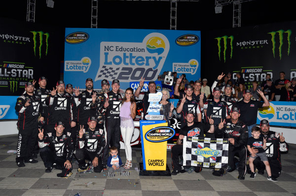 NASCAR Camping World Truck Series
North Carolina Education Lottery 200
Charlotte Motor Speedway, Concord, NC USA
Friday 19 May 2017
Kyle Busch, Cessna Toyota Tundra celebrates his win in Victory Lane
World Copyright: Nigel Kinrade
LAT Images
ref: Digital Image 17CLT1nk04913 NASCAR Camping World Truck Series
North Carolina Education Lottery 200
Charlotte Motor Speedway, Concord, NC USA
Friday 19 May 2017
Kyle Busch, Cessna Toyota Tundra celebrates his win in Victory Lane
World Copyright: Nigel Kinrade
LAT Images
ref: Digital Image 17CLT1nk04913