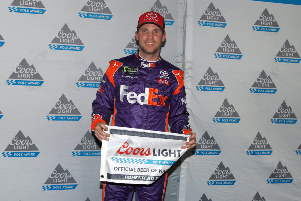 Monster Energy NASCAR Cup Series
Ford EcoBoost 400
Homestead-Miami Speedway, Homestead, FL USA
Friday 17 November 2017
Denny Hamlin, Joe Gibbs Racing, FedEx Express Toyota Camry pole award
World Copyright: Lesley Ann Miller
LAT Images