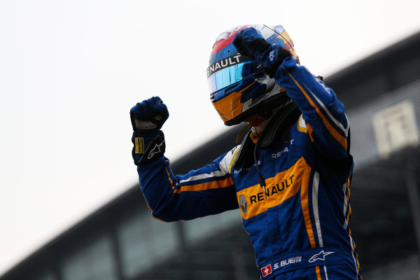 FIA Formula E Championship 2015/16.
Beijing ePrix, Beijing, China.
Sebastien Buemi (SUI), Renault e.Dams Z.E.15, celebrates his win
Race
Beijing, China, Asia.
Saturday 24 October 2015
Photo: Sam Bloxham / LAT / FE
ref: Digital Image _SBL7841