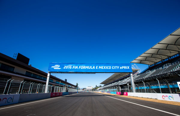 2015/2016 FIA Formula E Championship.
Mexico City ePrix, Autodromo Hermanos Rodriguez, Mexico City, Mexico.
Friday 11 March 2016.
A view of the start/finish straight.
Photo: Zak Mauger/LAT/Formula E
ref: Digital Image _L0U7422