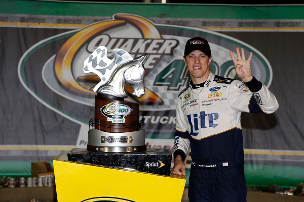 7-9 July, 2016, Sparta, Kentucky USA
Brad Keselowski celebrates in victory lane
©2016, Russell LaBounty
LAT Photo USA 7-9 July, 2016, Sparta, Kentucky USA
Brad Keselowski celebrates in victory lane
©2016, Russell LaBounty
LAT Photo USA