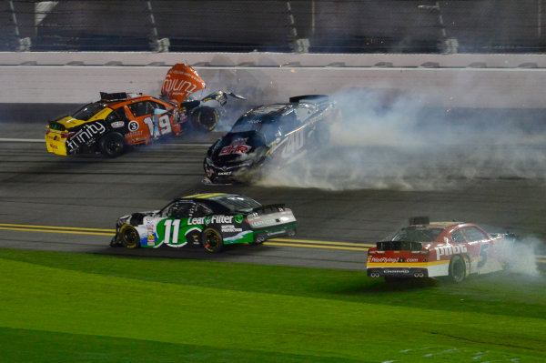 2017 Xfinity - Powershares QQQ 300
Daytona International Speedway, Daytona Beach, FL USA
Saturday 25 February 2017
Matt Tifft, Tunity Toyota Camry, Brandon Hightower, Blake Koch, Michael Annett
World Copyright: John K Harrelson / LAT Images
ref: Digital Image 17DAY2jh_06619 2017 Xfinity - Powershares QQQ 300
Daytona International Speedway, Daytona Beach, FL USA
Saturday 25 February 2017
Matt Tifft, Tunity Toyota Camry, Brandon Hightower, Blake Koch, Michael Annett
World Copyright: John K Harrelson / LAT Images
ref: Digital Image 17DAY2jh_06619