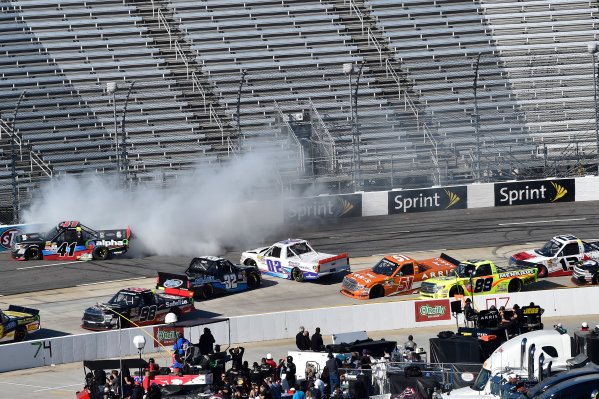 1-2 April, 2016, Martinsville, Virginia USA
Ben Rhodes (41), JJ Haley (32), Tyler Young (02) spin in turn 4.
?2016, John Harrelson / LAT Photo USA
1-2 April, 2016, Martinsville, Virginia USA
Ben Rhodes (41), JJ Haley (32), Tyler Young (02) spin in turn 4.
?2016, John Harrelson / LAT Photo USA
