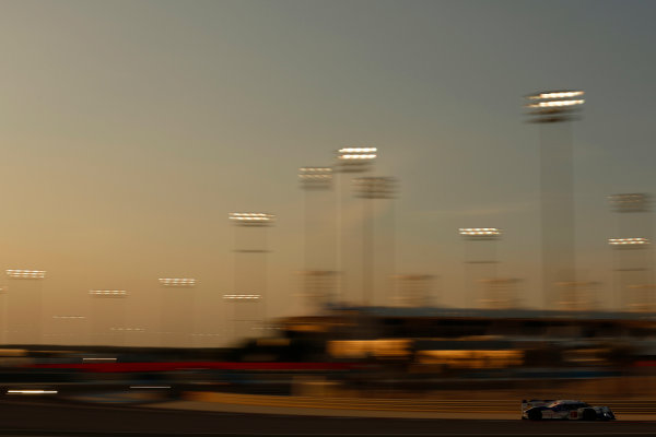 2015 FIA World Endurance Championship
Bahrain 6-Hours
Bahrain International Circuit, Bahrain
Saturday 21 November 2015.
Alexander Wurz, St?phane Sarrazin, Mike Conway (#2 LMP1 Toyota Racing Toyota TS 040 Hybrid).
World Copyright: Alastair Staley/LAT Photographic
ref: Digital Image _R6T9697