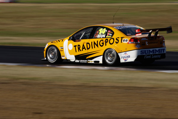 The City of Ipswich 300
Queensland Raceway, Ipswich, Australia.
14th - 16th May 2010.
BJR, Brad Jones Racing, Car 14, Commodore VE, Holden, Jason Bright, Trading Post Racing.
World Copyright: Mark Horsburgh/LAT Photographic
ref: 14-Bright-EV05-10-1164 The City of Ipswich 300
Queensland Raceway, Ipswich, Australia.
14th - 16th May 2010.
BJR, Brad Jones Racing, Car 14, Commodore VE, Holden, Jason Bright, Trading Post Racing.
World Copyright: Mark Horsburgh/LAT Photographic
ref: 14-Bright-EV05-10-1164