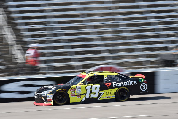 NASCAR XFINITY Series
O?Reilly Auto Parts 300
Texas Motor Speedway
Fort Worth, TX USA
Friday 3 November 2017
Matt Tifft, Surface Sunscreen @ Fanatics Toyota Camry
World Copyright: John K Harrelson
LAT Images