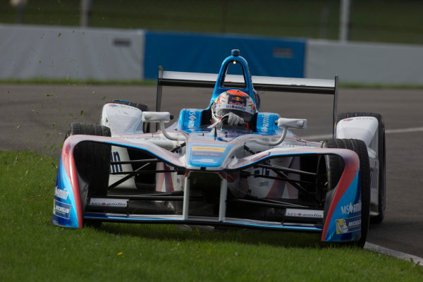 FIA Formula E Second Pre-Season Testing Event.
Donington Park Racecourse,
Derby, United Kingdom.
Antonio Felix da Costa, MS Amlin Andretti, Spark-Andretti.
Photo: Alastair Staley / LAT
ref: Digital Image 580A6299



