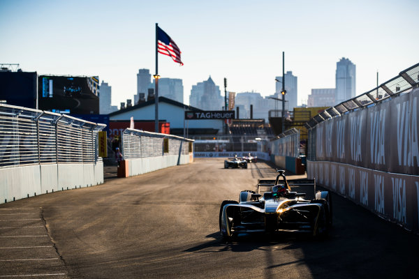 2016/2017 FIA Formula E Championship.
Round 10 - New York City ePrix, Brooklyn, New York, USA.
Sunday 16 July 2017.Jean-Eric Vergne (FRA), Techeetah, Spark-Renault, Renault Z.E 16.
Photo: Sam Bloxham/LAT/Formula E
ref: Digital Image _J6I4172