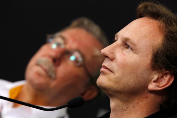 Interlagos, Sao Paulo, Brazil.
25th November 2011.
Christian Horner, Team Principal, Red Bull Racing and Jean-Francois Caubet, Managing Director, Renault Sport. Portrait. Press Conferences.
World Copyright:Charles Coates/LAT Photographic
ref: Digital Image _X5J0433 Interlagos, Sao Paulo, Brazil.
25th November 2011.
Christian Horner, Team Principal, Red Bull Racing and Jean-Francois Caubet, Managing Director, Renault Sport. Portrait. Press Conferences.
World Copyright:Charles Coates/LAT Photographic
ref: Digital Image _X5J0433