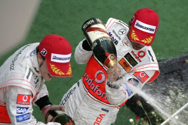 2007 Malaysian Grand Prix - Sunday Race
Sepang, Kuala Lumpur. Malaysia.
8th April 2007.
Fernando Alonso, McLaren MP4-22 Mercedes, 1st position, and team mate Lewis Hamilton, McLaren MP4-22 Mercedes, 2nd position, celebrate on the podium. Podiums. Portrait.
World Copyright: Steven Tee/LAT Photographic.
ref: Digital Image YY2Z7667A 2007 Malaysian Grand Prix - Sunday Race
Sepang, Kuala Lumpur. Malaysia.
8th April 2007.
Fernando Alonso, McLaren MP4-22 Mercedes, 1st position, and team mate Lewis Hamilton, McLaren MP4-22 Mercedes, 2nd position, celebrate on the podium. Podiums. Portrait.
World Copyright: Steven Tee/LAT Photographic.
ref: Digital Image YY2Z7667A