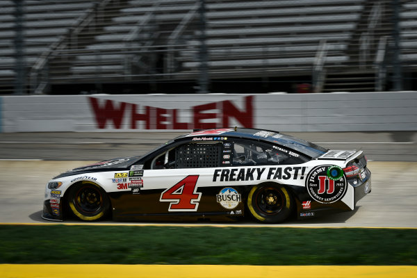 2017 Monster Energy NASCAR Cup Series
STP 500
Martinsville Speedway, Martinsville, VA USA
Friday 31 March 2017
Kevin Harvick
World Copyright: Scott R LePage/LAT Images
ref: Digital Image lepage-170331-mv-0064