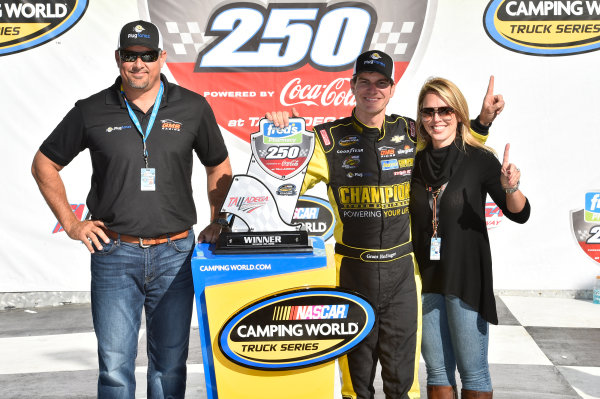 21-22 October, 2016, Talladega, Alabama USA
Grant Enfinger wins at Talladega
©2016, John Harrelson / LAT Photo USA 21-22 October, 2016, Talladega, Alabama USA
Grant Enfinger wins at Talladega
©2016, John Harrelson / LAT Photo USA