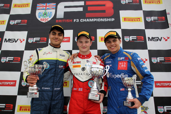 2017 BRDC British F3 Championship,
Donington Park, Leicestershire. 23rd - 24th September 2017.
Enaam Ahmed (GBR) Carlin BRDC F3, Ben Hingeley (GBR) Fortec Motorsports BRDC F3, Cameron Das (USA) Carlin BRDC F3
World Copyright: JEP/LAT Images