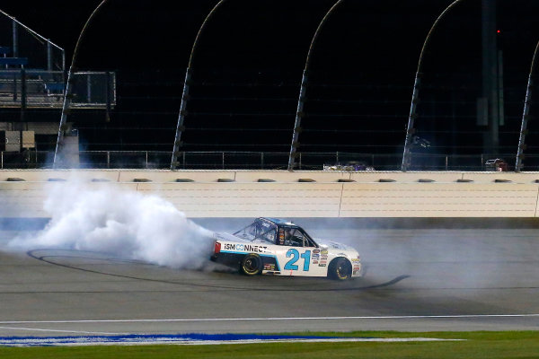 NASCAR Camping World Truck Series
TheHouse.com 225
Chicagoland Speedway, Joliet, IL USA
Friday 15 September 2017
Johnny Sauter, ISMConnect Chevrolet Silverado celebrates his race win with a burnout
World Copyright: Russell LaBounty
LAT Images NASCAR Camping World Truck Series
TheHouse.com 225
Chicagoland Speedway, Joliet, IL USA
Friday 15 September 2017
Johnny Sauter, ISMConnect Chevrolet Silverado celebrates his race win with a burnout
World Copyright: Russell LaBounty
LAT Images