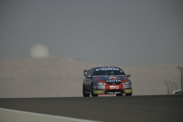 2007 Australian V8 Supercars.
Bahrain International Circuit. Sakhir, Bahrain.
2nd - 4th November.
Russell Ingall during the V8 Supercar Desert 400. Action.
World Copyright: Mark Horsburgh/LAT Photographic.
Ref: Digital Image 9-Ingall-RD12-07-1774 2007 Australian V8 Supercars.
Bahrain International Circuit. Sakhir, Bahrain.
2nd - 4th November.
Russell Ingall during the V8 Supercar Desert 400. Action.
World Copyright: Mark Horsburgh/LAT Photographic.
Ref: Digital Image 9-Ingall-RD12-07-1774