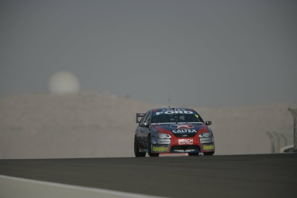 2007 Australian V8 Supercars.
Bahrain International Circuit. Sakhir, Bahrain.
2nd - 4th November. 
Russell Ingall during the V8 Supercar Desert 400. Action. 
World Copyright: Mark Horsburgh/LAT Photographic. 
Ref: Digital Image 9-Ingall-RD12-07-1774