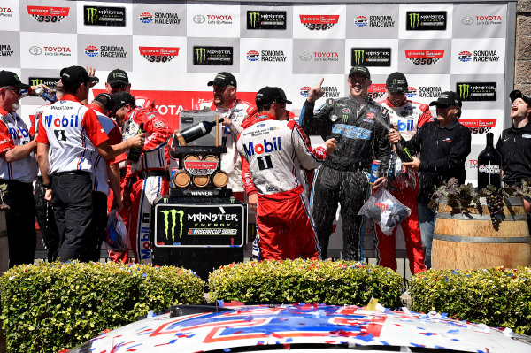 Monster Energy NASCAR Cup Series
Toyota/Save Mart 350
Sonoma Raceway, Sonoma, CA USA
Sunday 25 June 2017
Kevin Harvick, Stewart-Haas Racing, Mobil 1 Ford Fusion wins Sonoma.
World Copyright: Rusty Jarrett
LAT Images Monster Energy NASCAR Cup Series
Toyota/Save Mart 350
Sonoma Raceway, Sonoma, CA USA
Sunday 25 June 2017
Kevin Harvick, Stewart-Haas Racing, Mobil 1 Ford Fusion wins Sonoma.
World Copyright: Rusty Jarrett
LAT Images