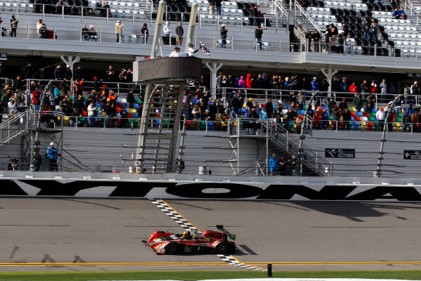 2017 Rolex 24 Hours.
Daytona, Florida, USA
Sunday 29 January 2017.
Chechered flag for #38 Performance Tech Motorsports ORECA FLM09: James French, Kyle Mason, Patricio O'Ward, Nicholas Boulle
World Copyright: Alexander Trienitz/LAT Images
ref: Digital Image 2017-24h-Daytona-AT2-3345