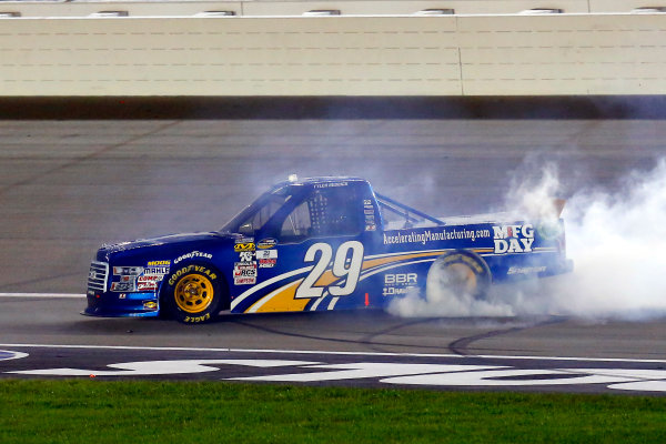 1 October, 2016, Las Vegas, Nevada USA
Tyler Reddick celebrates his win with a burnout
?2016, Russell LaBounty
LAT Photo USA

