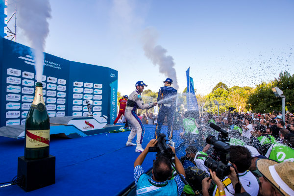 2015/2016 FIA Formula E Championship.
Buenos Aires ePrix, Buenos Aires, Argentina.
Saturday 6 February 2016.
Sam Bird (GBR), DS Virgin Racing DSV-01, Sebastien Buemi (SUI), Renault e.Dams Z.E.15 and Lucas Di Grassi (BRA), ABT Audi Sport FE01.
Photo: Zak Mauger/LAT/Formula E
ref: Digital Image _L0U1715 2015/2016 FIA Formula E Championship.
Buenos Aires ePrix, Buenos Aires, Argentina.
Saturday 6 February 2016.
Sam Bird (GBR), DS Virgin Racing DSV-01, Sebastien Buemi (SUI), Renault e.Dams Z.E.15 and Lucas Di Grassi (BRA), ABT Audi Sport FE01.
Photo: Zak Mauger/LAT/Formula E
ref: Digital Image _L0U1715