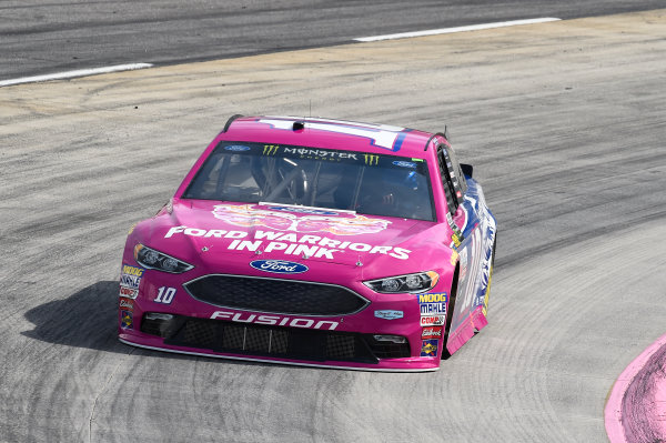 Monster Energy NASCAR Cup Series
First Data 500
Martinsville Speedway, Martinsville VA USA
Saturday 28 October 2017
Danica Patrick, Stewart-Haas Racing, Warriors in Pink Ford Fusion
World Copyright: John K Harrelson/LAT Images Monster Energy NASCAR Cup Series
First Data 500
Martinsville Speedway, Martinsville VA USA
Saturday 28 October 2017
Danica Patrick, Stewart-Haas Racing, Warriors in Pink Ford Fusion
World Copyright: John K Harrelson/LAT Images