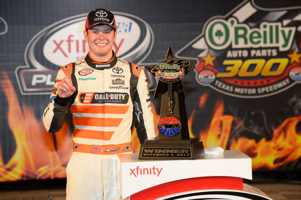 NASCAR XFINITY Series
O’Reilly Auto Parts 300
Texas Motor Speedway
Fort Worth, TX USA
Saturday 4 November 2017
Erik Jones, GameStop Call of Duty WWII Toyota Camry, celebrates in victory Lane.
World Copyright: John K Harrelson
LAT Images NASCAR XFINITY Series
O’Reilly Auto Parts 300
Texas Motor Speedway
Fort Worth, TX USA
Saturday 4 November 2017
Erik Jones, GameStop Call of Duty WWII Toyota Camry, celebrates in victory Lane.
World Copyright: John K Harrelson
LAT Images