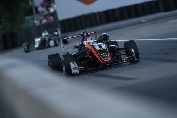 2017 FIA Formula 3 European Championship.
Round 5 - Nuremberg, Germany.
Friday 30 June 2017.
Pedro Piquet, Van Amersfoort Racing Dallara F317 - Mercedes-Benz
World Copyright: Mario Bartkowiak/LAT Images
ref: Digital Image 2017-06-30_FIA-F3_Norisring_Q1_0501 2017 FIA Formula 3 European Championship.
Round 5 - Nuremberg, Germany.
Friday 30 June 2017.
Pedro Piquet, Van Amersfoort Racing Dallara F317 - Mercedes-Benz
World Copyright: Mario Bartkowiak/LAT Images
ref: Digital Image 2017-06-30_FIA-F3_Norisring_Q1_0501