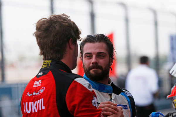 2015 TCR International Series Round 9.
Marina Bay Circuit, Singapore.
Sunday 20 September 2015.
Pepe Oriola, No.74 Team Craft-Bamboo LUKOIL, and Stefano Comini, No.25 Target Competition, congratulate each other on a good race.
World Copyright: Sam Bloxham/LAT Photographic.
ref: Digital Image _SBL8842 2015 TCR International Series Round 9.
Marina Bay Circuit, Singapore.
Sunday 20 September 2015.
Pepe Oriola, No.74 Team Craft-Bamboo LUKOIL, and Stefano Comini, No.25 Target Competition, congratulate each other on a good race.
World Copyright: Sam Bloxham/LAT Photographic.
ref: Digital Image _SBL8842