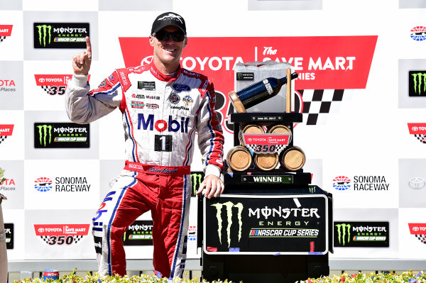 Monster Energy NASCAR Cup Series
Toyota/Save Mart 350
Sonoma Raceway, Sonoma, CA USA
Sunday 25 June 2017
Kevin Harvick, Stewart-Haas Racing, Mobil 1 Ford Fusion wins Sonoma.
World Copyright: Rusty Jarrett
LAT Images Monster Energy NASCAR Cup Series
Toyota/Save Mart 350
Sonoma Raceway, Sonoma, CA USA
Sunday 25 June 2017
Kevin Harvick, Stewart-Haas Racing, Mobil 1 Ford Fusion wins Sonoma.
World Copyright: Rusty Jarrett
LAT Images