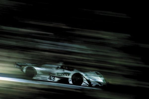 1999 American Le Mans Series.
Laguna Seca, Monterey, California, USA. 10th October 1999.
Bill Auberlen/Joachim Winkelhock (BMW V12 LMR), 3rd position, action.
World Copyright: Gavin Lawrence/LAT Photographic.
Ref: Colour Transparency.
1999 American Le Mans Series.
Laguna Seca, Monterey, California, USA. 10th October 1999.
Bill Auberlen/Joachim Winkelhock (BMW V12 LMR), 3rd position, action.
World Copyright: Gavin Lawrence/LAT Photographic.
Ref: Colour Transparency.