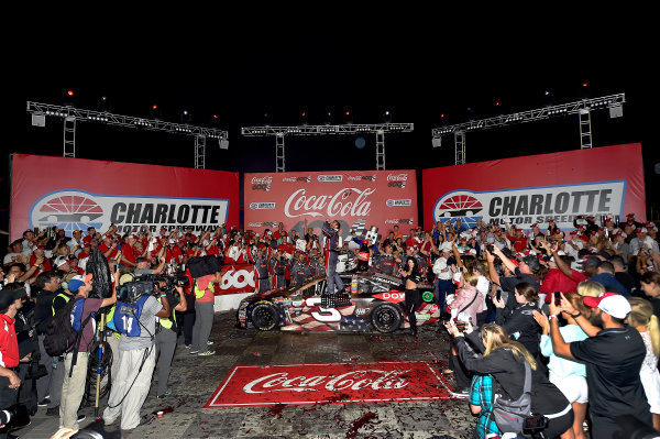 Monster Energy NASCAR Cup Series
Coca-Cola 600
Charlotte Motor Speedway, Concord, NC USA
Monday 29 May 2017
Austin Dillon, Richard Childress Racing, Dow Salutes Veterans Chevrolet SS
World Copyright: Rusty Jarrett
LAT Images
ref: Digital Image 17CLT2rj_10465 Monster Energy NASCAR Cup Series
Coca-Cola 600
Charlotte Motor Speedway, Concord, NC USA
Monday 29 May 2017
Austin Dillon, Richard Childress Racing, Dow Salutes Veterans Chevrolet SS
World Copyright: Rusty Jarrett
LAT Images
ref: Digital Image 17CLT2rj_10465