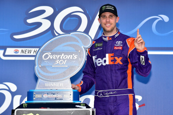 Monster Energy NASCAR Cup Series
Overton’s 301
New Hampshire Motor Speedway, Loudon, NH USA
Sunday 16 July 2017
Denny Hamlin, Joe Gibbs Racing, FedEx Office Toyota Camry wins
World Copyright: Rusty Jarrett
LAT Images Monster Energy NASCAR Cup Series
Overton’s 301
New Hampshire Motor Speedway, Loudon, NH USA
Sunday 16 July 2017
Denny Hamlin, Joe Gibbs Racing, FedEx Office Toyota Camry wins
World Copyright: Rusty Jarrett
LAT Images