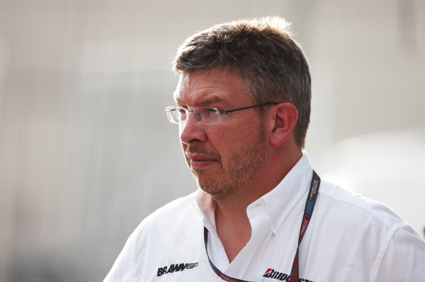 Sepang, Kuala Lumpur, Malaysia
2nd April 2009
Ross Brawn, Team Principal, Brawn GP. Portrait.
World Copyright: Steve Etherington/LAT Photographic
ref: Digital Image SNE21920 Sepang, Kuala Lumpur, Malaysia
2nd April 2009
Ross Brawn, Team Principal, Brawn GP. Portrait.
World Copyright: Steve Etherington/LAT Photographic
ref: Digital Image SNE21920