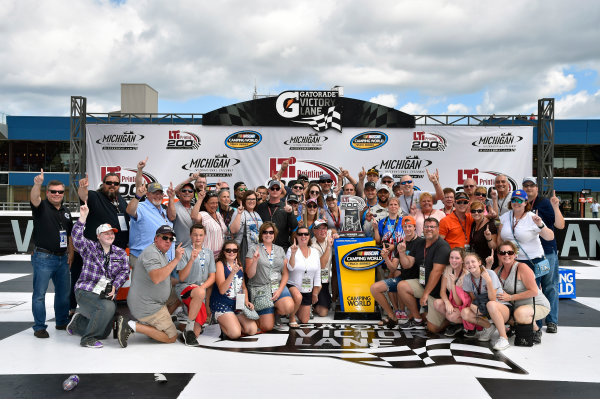 NASCAR Camping World Truck Series
LTI Printing 200
Michigan International Speedway, Brooklyn, MI USA
Saturday 12 August 2017
Darrell Wallace Jr, Maestro's Classic Chevrolet Silverado celebrates in Victory Lane
World Copyright: Nigel Kinrade
LAT Images NASCAR Camping World Truck Series
LTI Printing 200
Michigan International Speedway, Brooklyn, MI USA
Saturday 12 August 2017
Darrell Wallace Jr, Maestro's Classic Chevrolet Silverado celebrates in Victory Lane
World Copyright: Nigel Kinrade
LAT Images